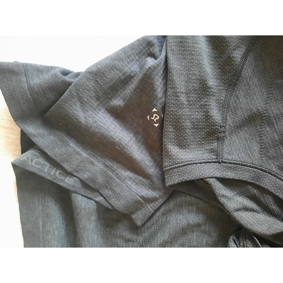 Lululemon Metal Vent Tech Long Sleeve Men Dark Gray Athletic Shirt Size XL - Picture 2 of 8